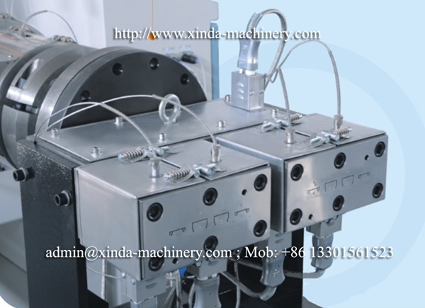 PVC cable trunk making machine